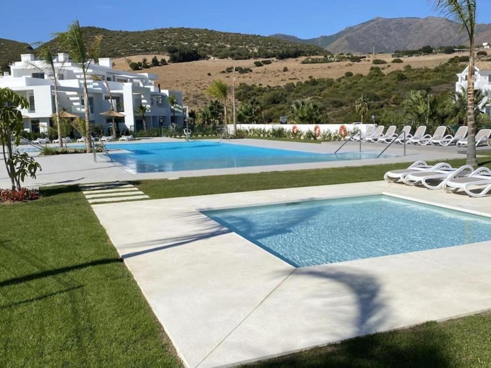 Al-401 Apartment In Alcazaba Lagoon Estepona Luaran gambar